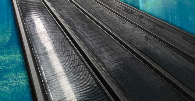 Areco Green Energy solcellerne fås i 21 cm der er helt ny til netop den velkendte danske”Pandeplade”, 29 cm til model ”295 Easy-Clickfals” og som kombineret dækker de 500 Easy-Clickfals ståltagspladerne.