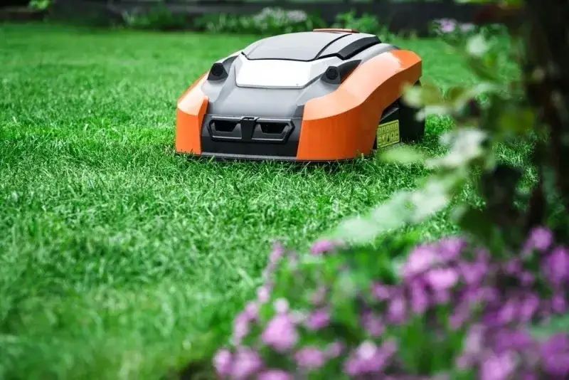 Robot plæneklipper